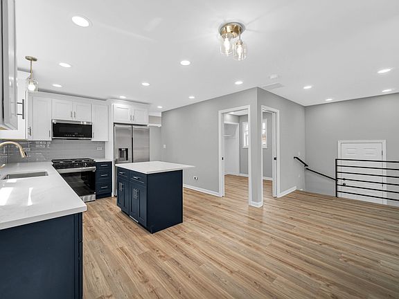 5th image of 3629 W 84th St