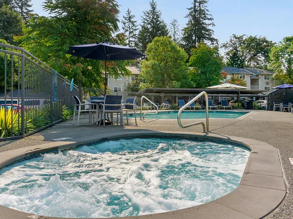 Fairwood Pond, 14700 SE Petrovitsky Rd #A204, Renton, WA 98058