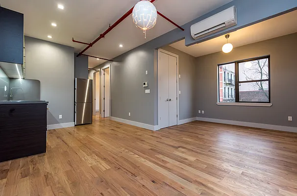 Rented by Nooklyn NYC LLC | media 47