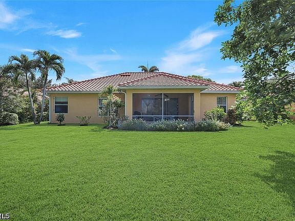 2nd image of 9830 Mar Largo Cir