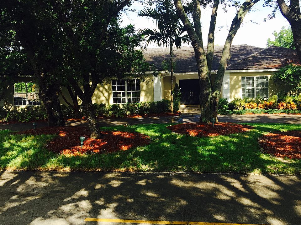 1st image of 13020 N Calusa Club Dr