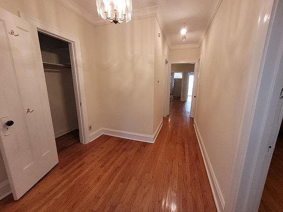 3rd image of 1717 W Wallen Ave APT 1
