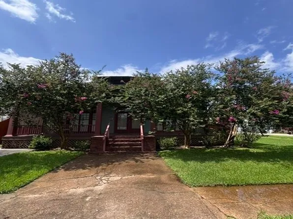 2206 Hazel St, Beaumont, TX 77701