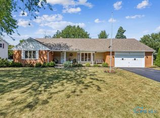 800 Hawthorne Rd, Findlay, OH 45840