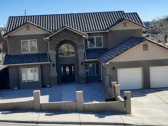 3rd image of 204 Philipina Ave