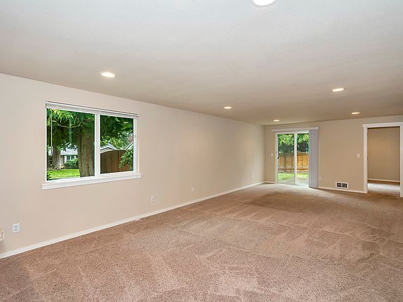 5th image of 8611 158th Street Ct E