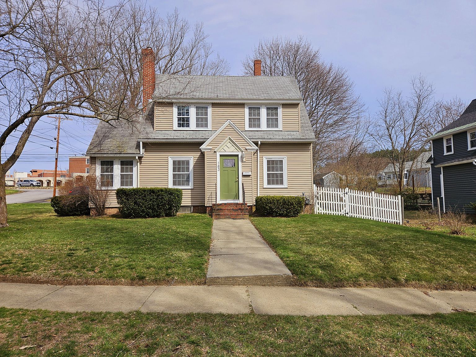 183 Mount Vernon St, Dover, NH 03820 | Zillow