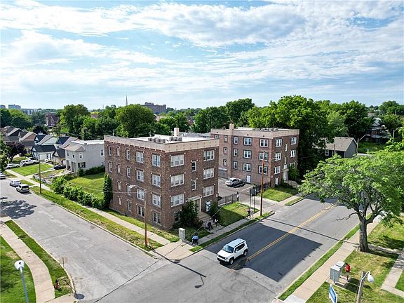 2nd image of 1010-1020 Prospect Ave