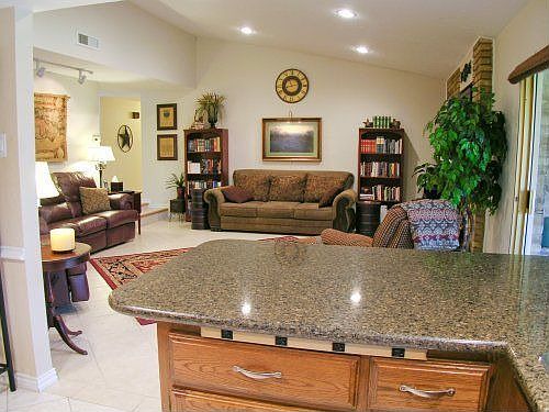 5th image of 6763 Hillwood Ln