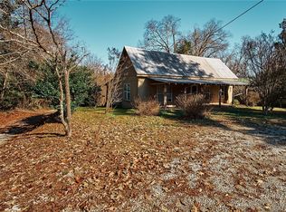 1107 E Main St, Walhalla, SC 29691