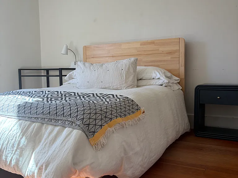 316 E Foothill Blvd — Photo 3