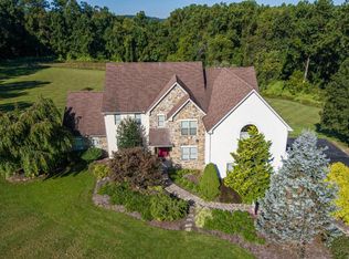 223 Hill Rd, Elverson, PA 19520