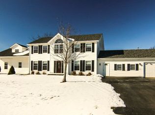 8093 Barclay Rd, Rockford, IL 61102