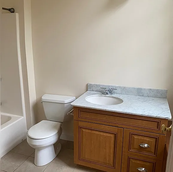 457 Washington St #2 — Photo 7