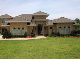15320 Swan Ct, Gulfport, MS 39503