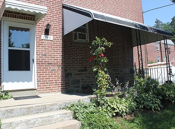 3rd image of 1849 Stanwood St
