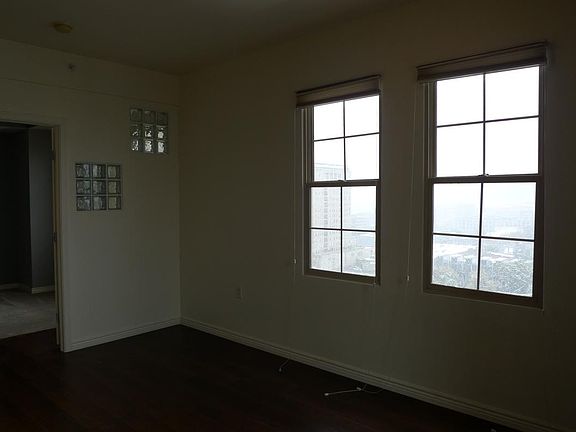 4th image of 300 W 11th Ave Unit 14A