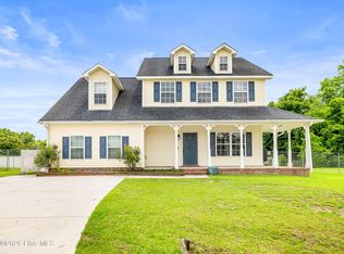 305 Rivers Edge Ct, Jacksonville, NC 28540