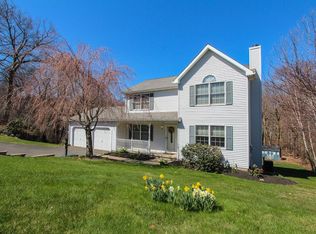 126 Tiffany Ln, Bristol, CT 06010