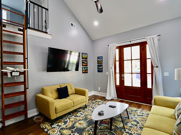 5th image of 2120 Escambia Ave