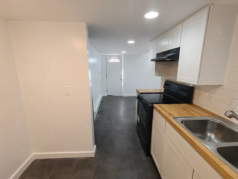 4539 Smith Rd #4 — Photo 1
