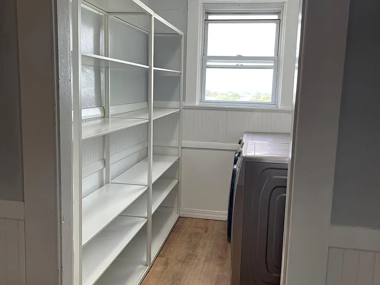 80 Terrace Ave #3 — Photo 3