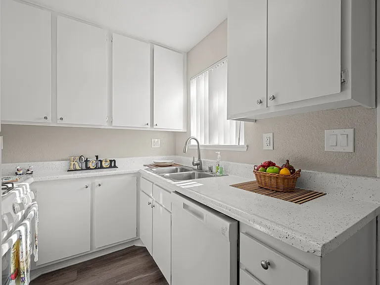 Woodlands West — Photo 11