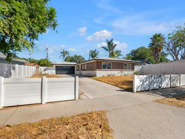 22115 Hackney St, Canoga Park, CA 91304