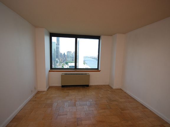 3rd image of 415 E 37th St APT 33H