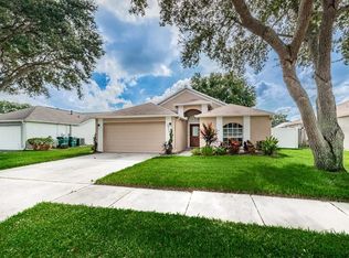 24724 Laurel Ridge Dr, Lutz, FL 33559