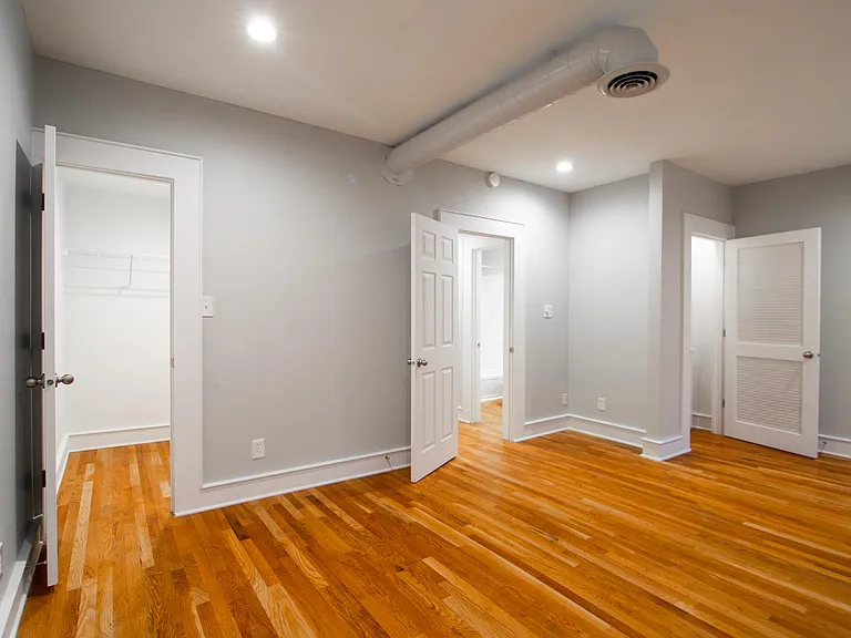 Large upstairs bedroom