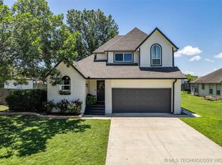19912 E 36th St S, Broken Arrow, OK 74014