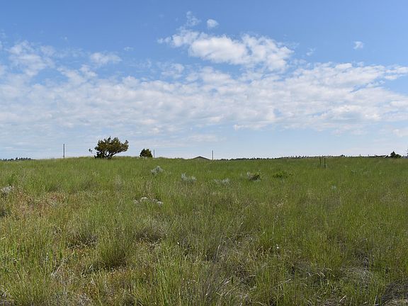 3rd image of 6th St W