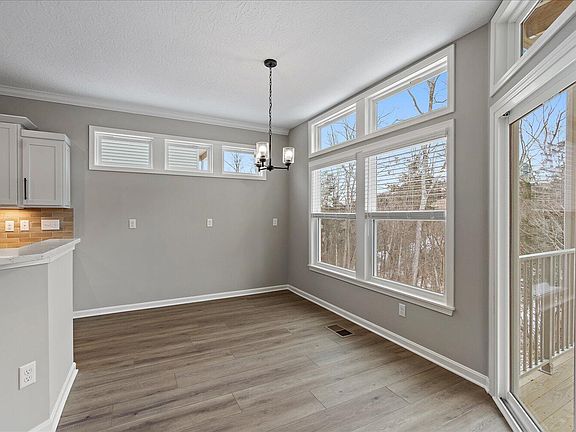 5th image of 7688 Devonshire Dr #35-201