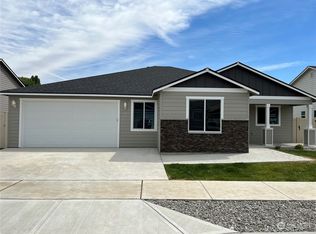 71 Emma Dr, Wenatchee, WA 98801
