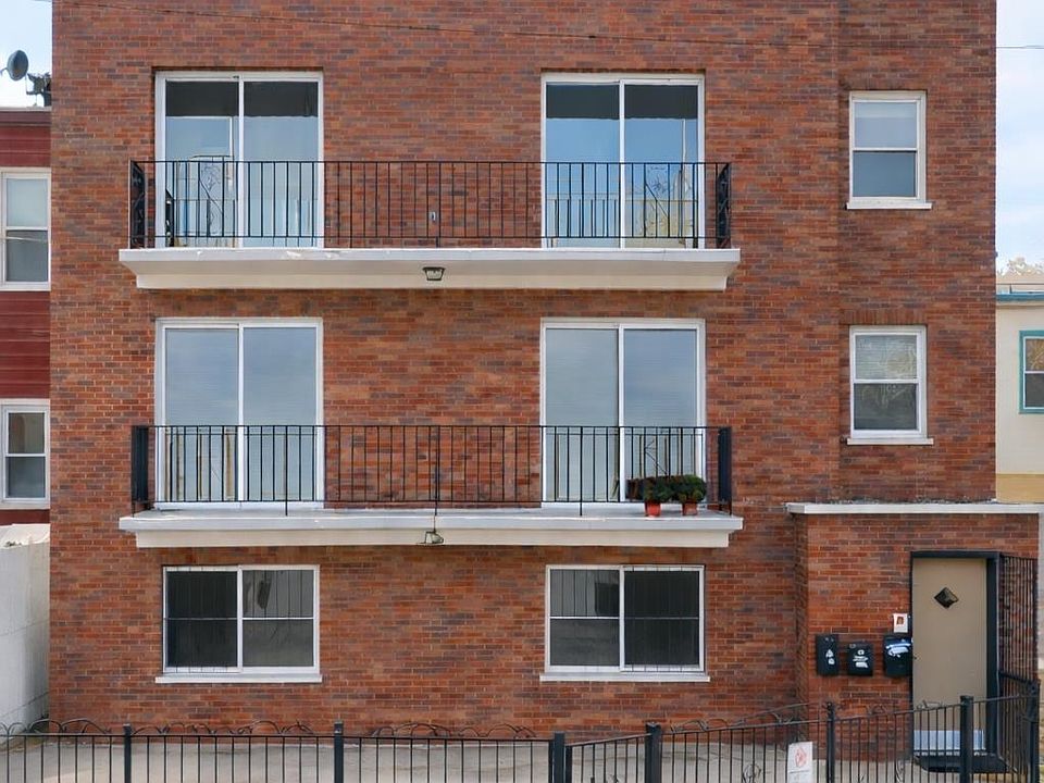 1st image of 3586 Kennedy Blvd #2