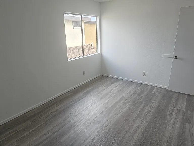 3242 W Orange Ave #6 — Photo 17