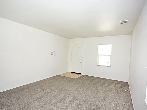 4th image of 13210 Sunland St