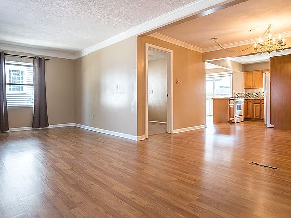 4th image of 2241 Billman Pl