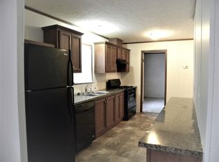 21 E Woodside Ter, Holland, OH 43528