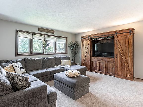 4th image of 1403 Beechwood Cir