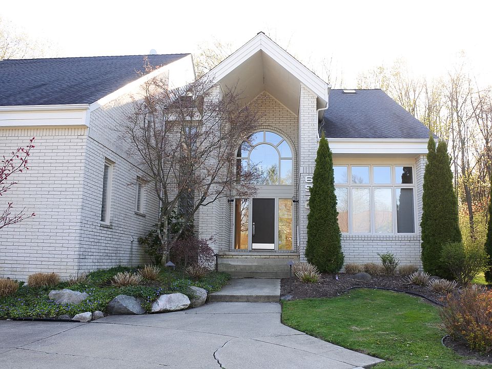 2nd image of 6970 Burtonwood Dr