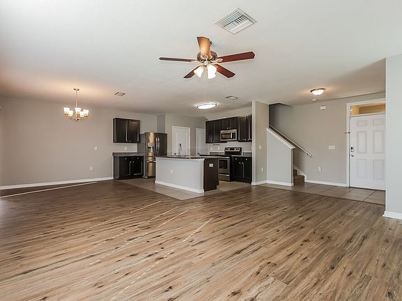 4th image of 1809 Greenwood Valley Dr