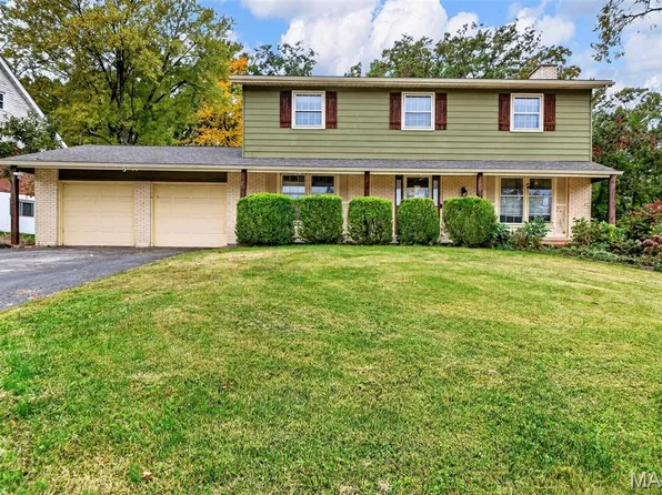 451 Wildwood Pkwy, Ballwin, MO 63011