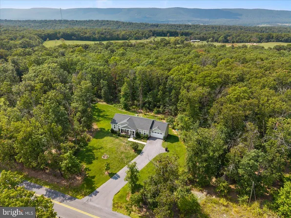 584 McDonald Rd, Winchester, VA 22602