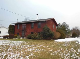 35 Cumberland Dr, Gettysburg, PA 17325