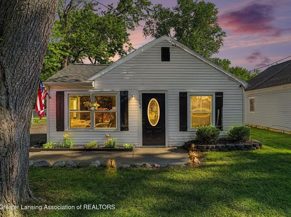 1064 Hannah Ave, Lansing, MI 48906