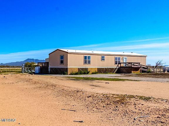 2nd image of 8845 N Ghost Ranch Trl