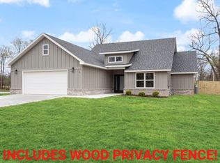 1 Worth Pl, Bella Vista, AR 72715