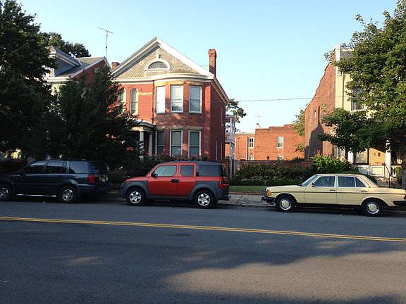 2nd image of 2204 Grove Ave